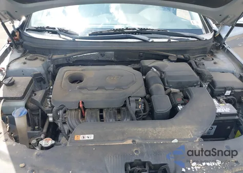 2015 Hyundai Sonata Limited z USA, uszkodzony, nr VIN 5NPE34AF6FH239247